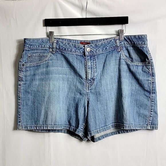 🖤 5/$20 🖤 MERONA.. Jean shorts.. - Picture 1 of 11